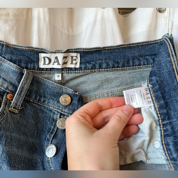 High Waisted Straight Leg Cropped DAZE Distressed Jeans - Picture 6 of 7